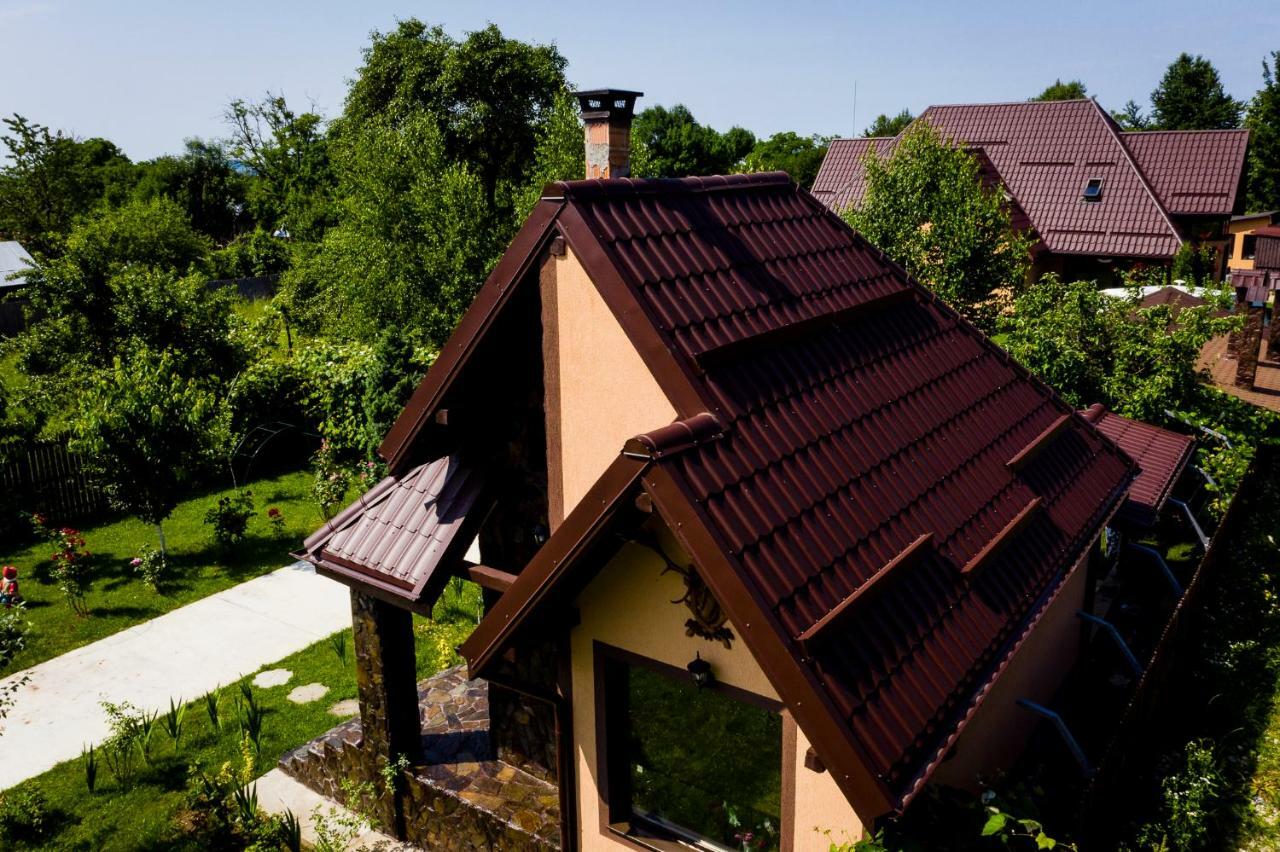 Hotel Conacul Caterinei Polovragi Exterior foto